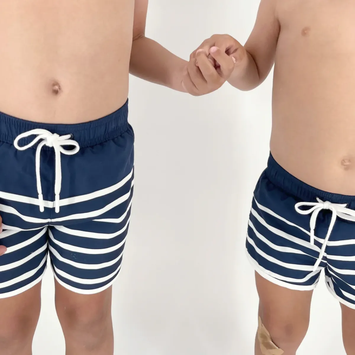 boys_boardie__minnow_swim_4-2.webp minnow Boardies<Boys Boardie | Swim Navy Breton Stripe