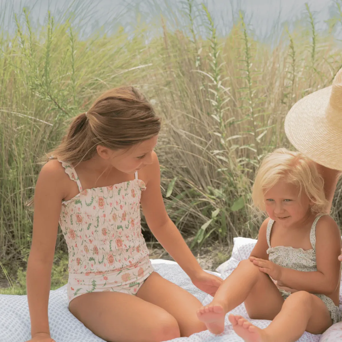 minnow_x_sister_parish_gi_3-1.webp minnow One Pieces< X Sister Parish Girls Smocked One Piece Cloister Botanical