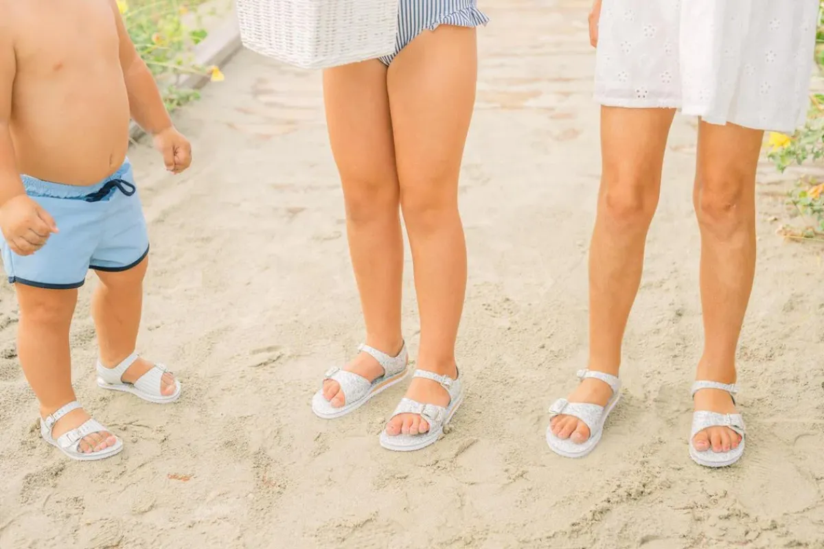 minnow_x_zimmerman_sandal_2.webp minnow Shoes< X Zimmerman Sandal Powder Blue Stripe